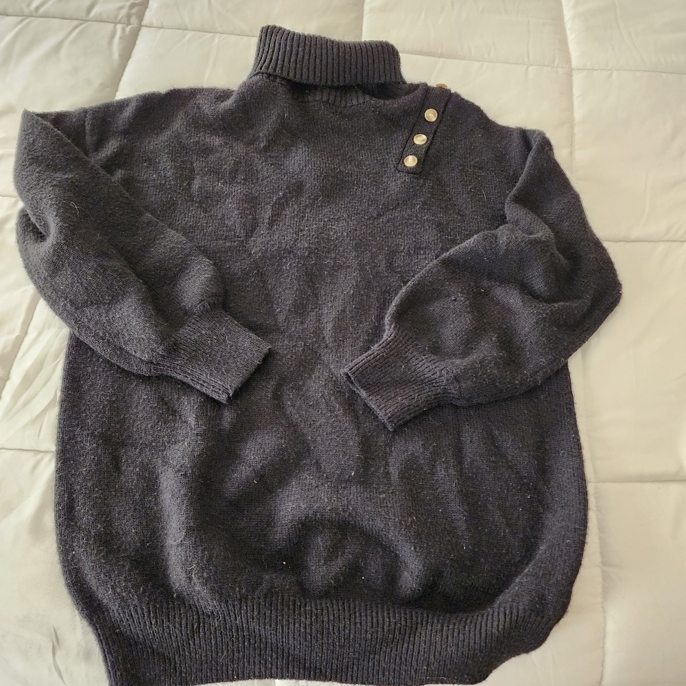C - Acoa Cold Shoulder Button Turtleneck Sweater Size M